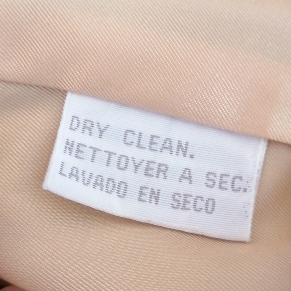 JONES NEW YORK, ladies vintage   2-piece suit, jacket and skirt, size 6 - Picture 14 of 14